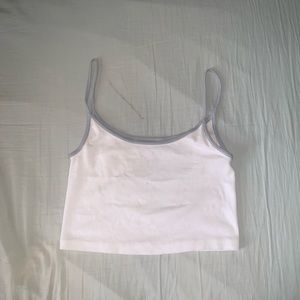 Brandy Melville skylar tank